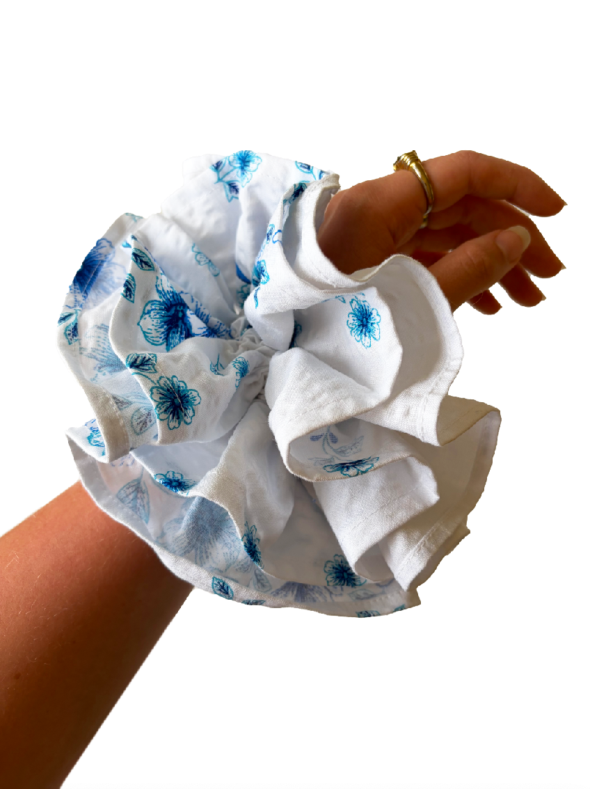 Vintage floral Scrunchie
