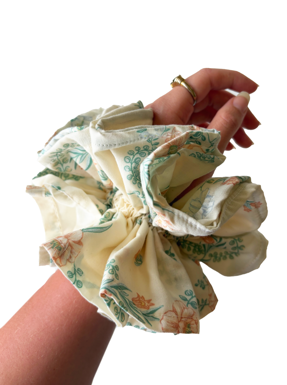 Vintage Floral Scrunchie